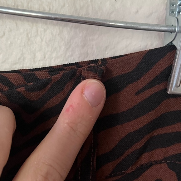 NWT Lovers & Friends Fai Trouser Pant in Jules Tiger Print Women’s Size XS - Picture 6 of 16